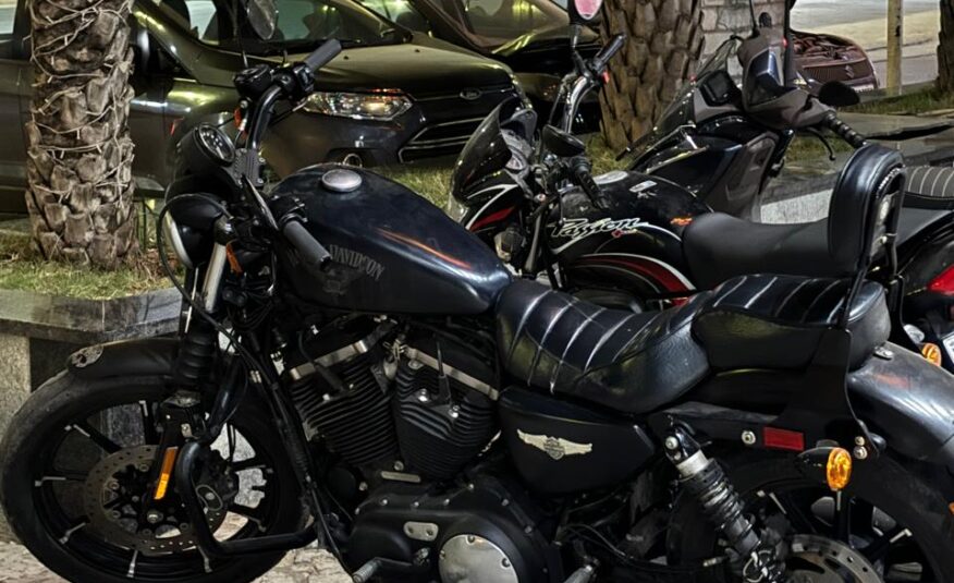 HARLEY DAVIDSON SPORTSTER 883