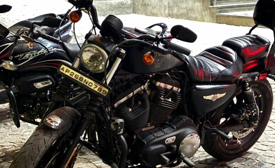 HARLEY DAVIDSON SPORTSTER 883